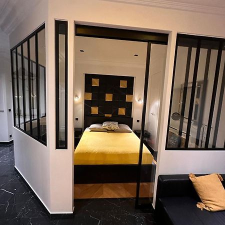 Appartement Cosy Sur Les Champs-Elysees Renoved Paris Exterior photo